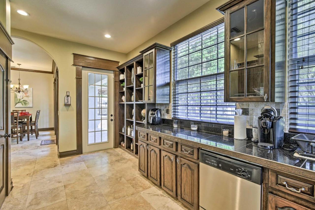 Tampa Oasis With Pool About 7 Mi To Busch Gardens! Villa Esterno foto